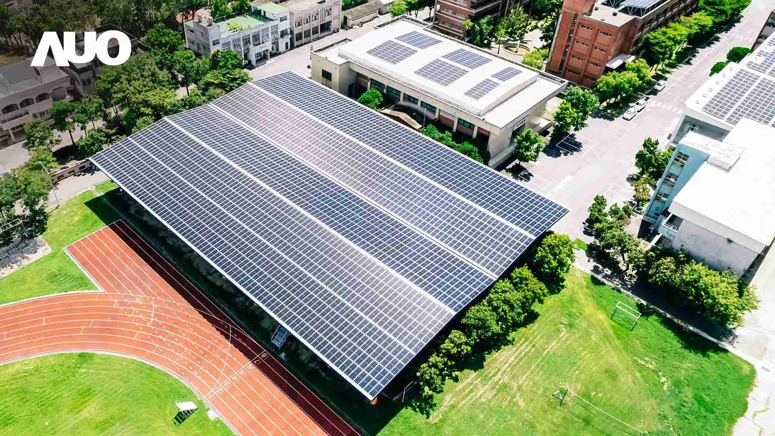 z6mg·人生就是博SunSteel光电整合型浪板具备快速安装、、、轻量化优势，，，，可提升15%发电效能，，，通过国际IEC与台湾VPC认证安全、、、防漏、、耐候标准